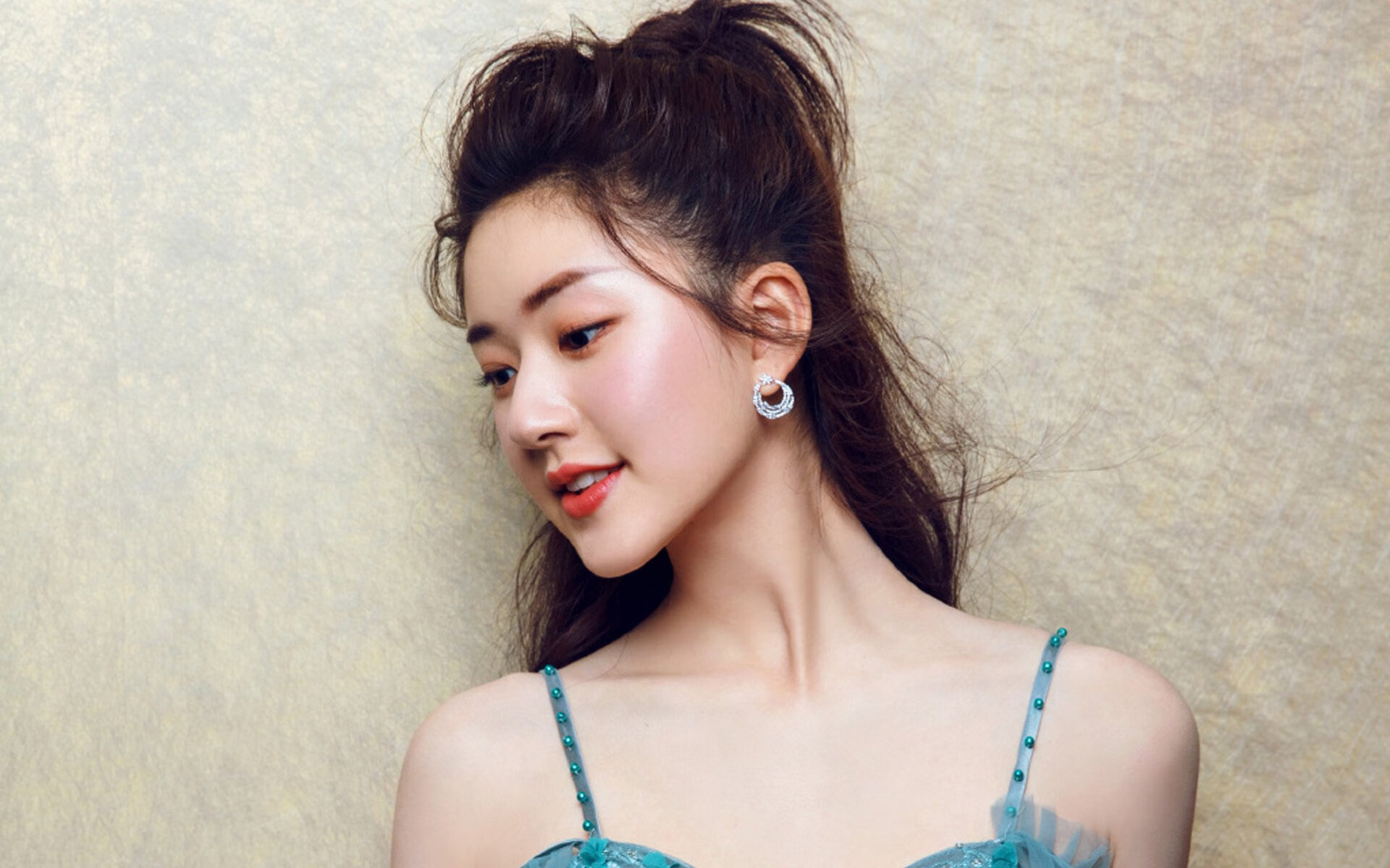 乔·波尔曼的表现稳步提升,帮助袋鼠队在橄榄球锦标赛中领先,乔伯罗橄榄球